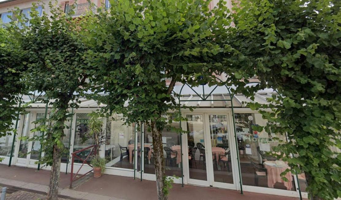 Hotel Des XII Apotres & De La Cle Des Champs Contrexéville Екстериор снимка
