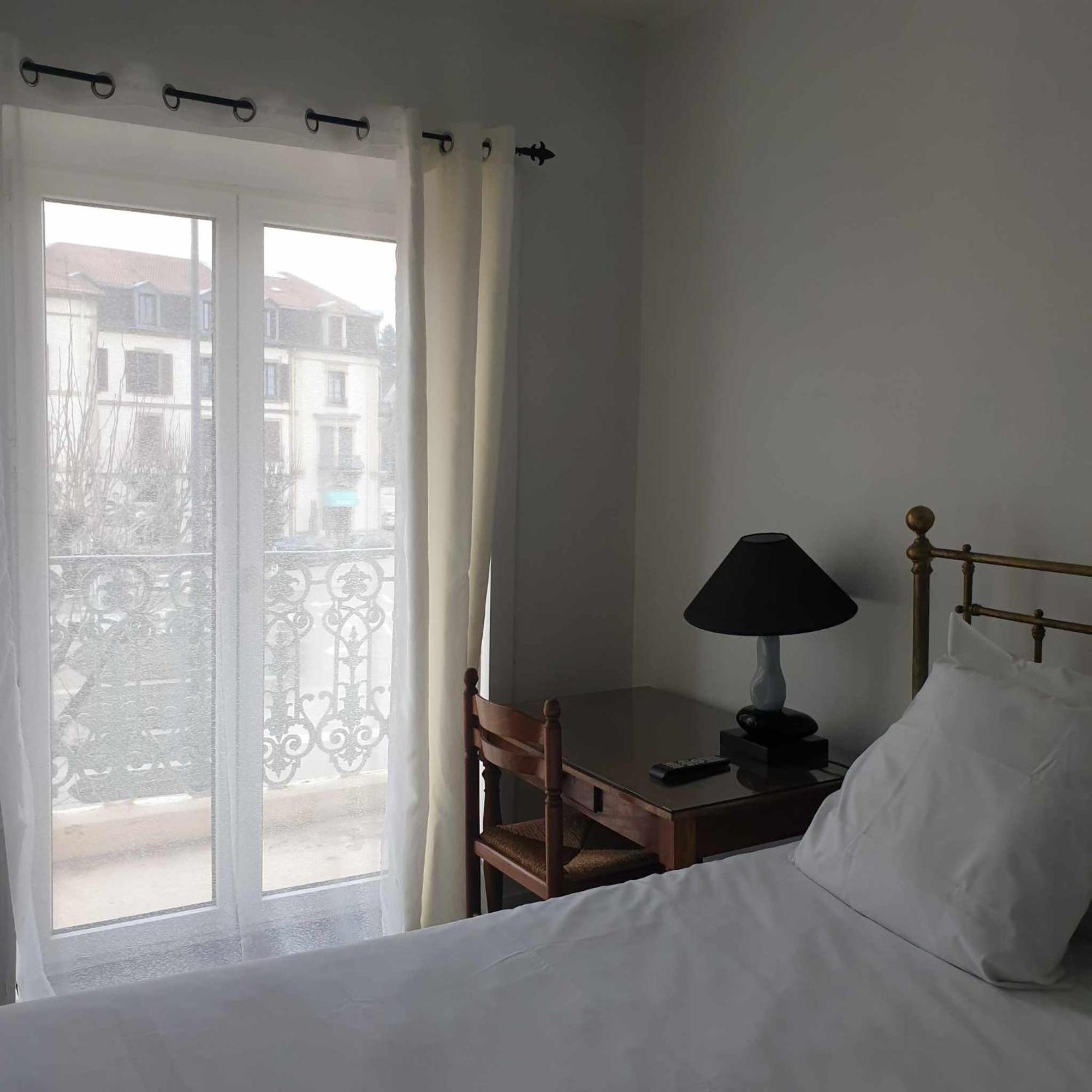 Hotel Des XII Apotres & De La Cle Des Champs Contrexéville Екстериор снимка