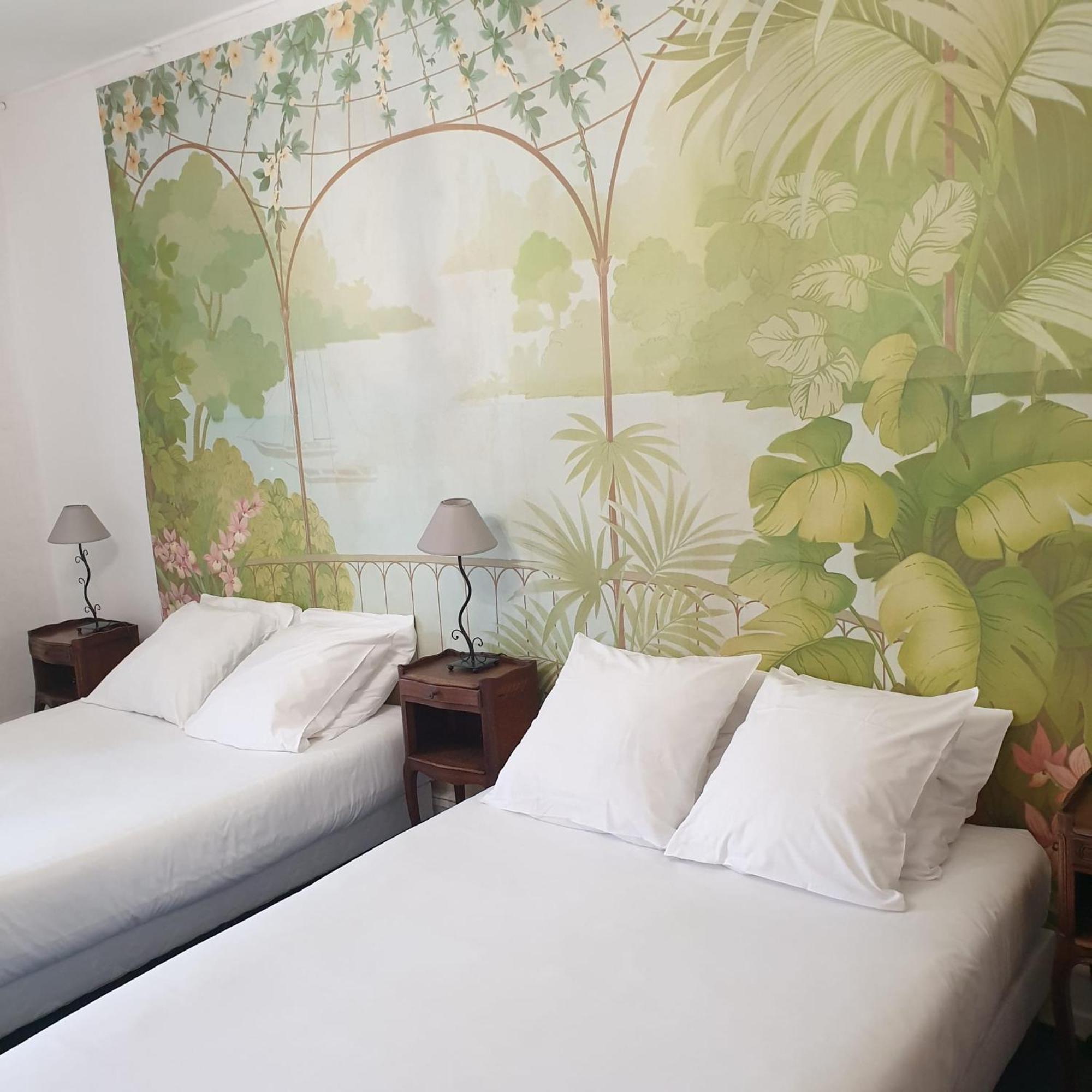 Hotel Des XII Apotres & De La Cle Des Champs Contrexéville Екстериор снимка
